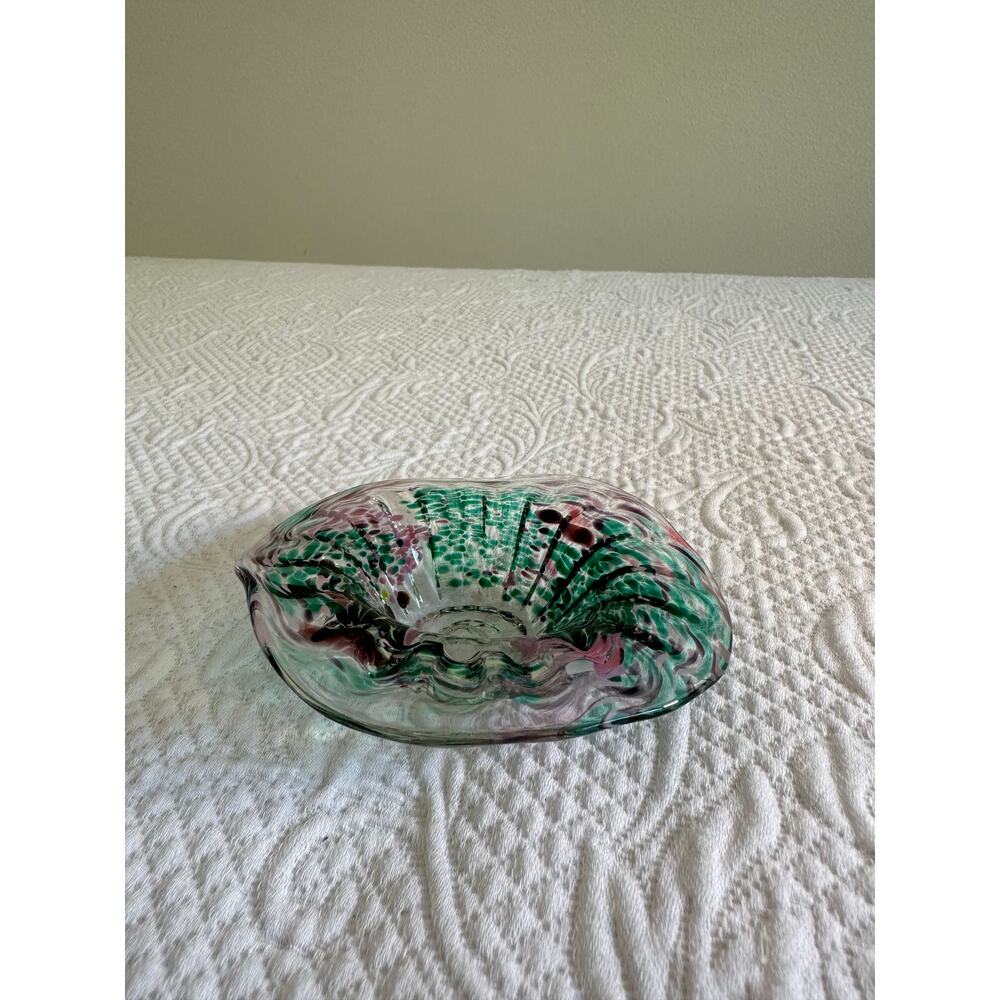 Glass dish